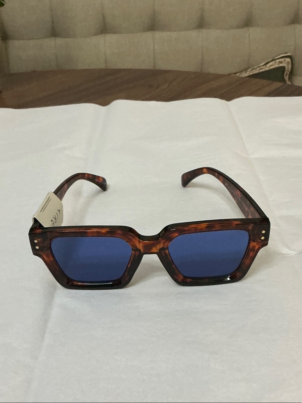 Aire  tortoise shell sunglasses